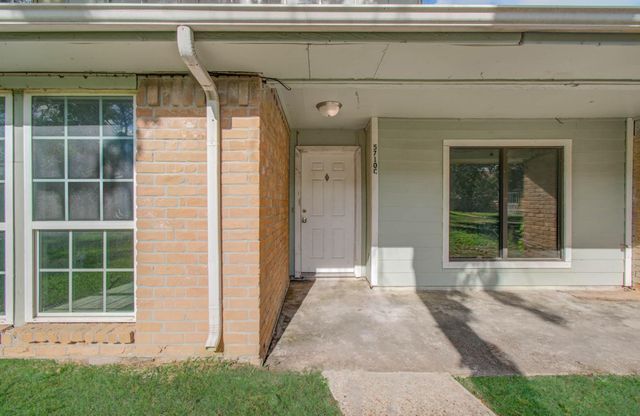 5710 Easthampton Drive C, Houston, TX 77039
