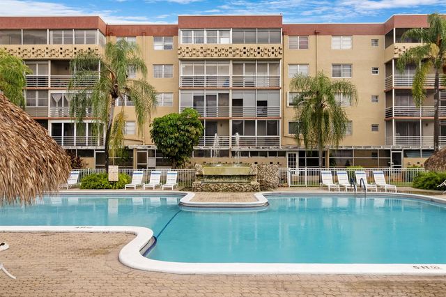 408 NW 68th Avenue 405, Plantation, FL 33317