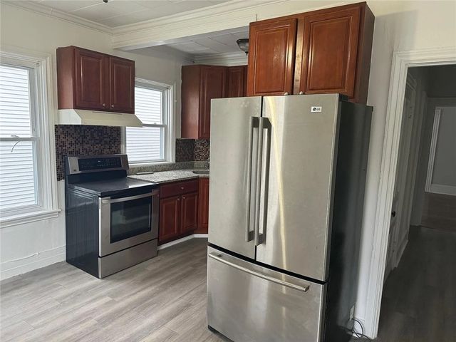 25 Brighton Street, Providence, RI 02909