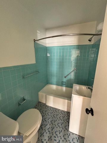 4992 MIRIAM RD, Philadelphia, PA 19124