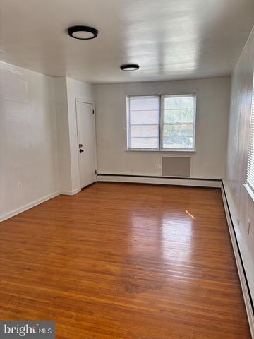 4992 MIRIAM RD, Philadelphia, PA 19124