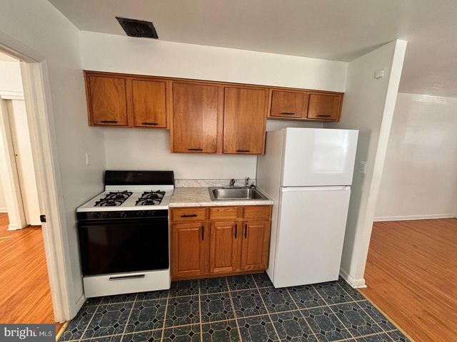 4992 MIRIAM RD, Philadelphia, PA 19124