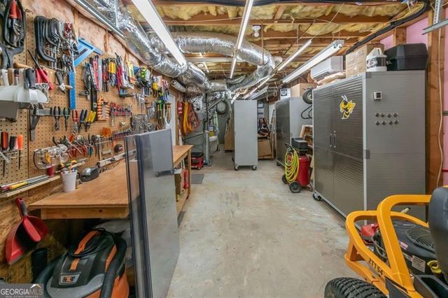 7395 Mason Falls Drive, Winston, GA 30187