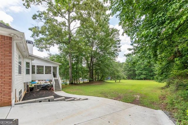7395 Mason Falls Drive, Winston, GA 30187