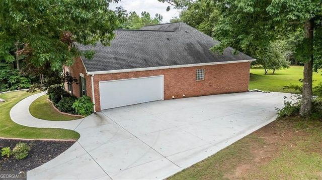 7395 Mason Falls Drive, Winston, GA 30187