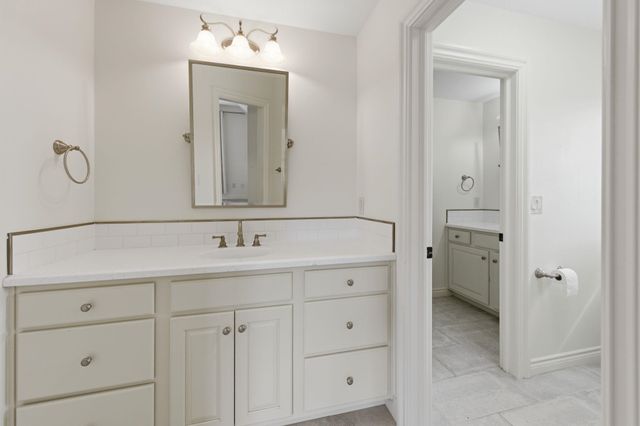 9509 W Moss Rose, Maize, KS 67101