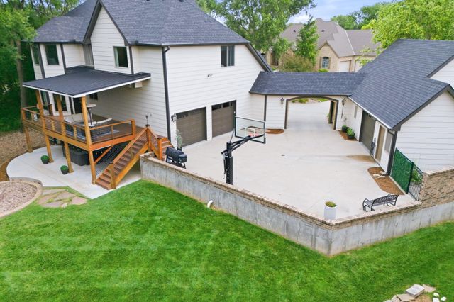 9509 W Moss Rose, Maize, KS 67101