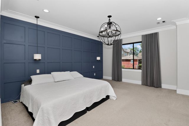 2425 Binz Street, Houston, TX 77004