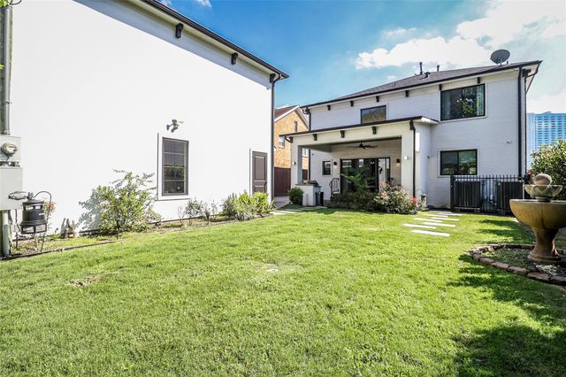 2425 Binz Street, Houston, TX 77004