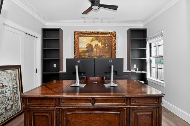 2425 Binz Street, Houston, TX 77004