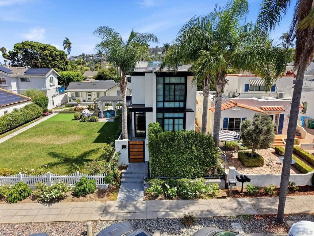 7429 Draper Ave, La Jolla, CA 92037 — exterior