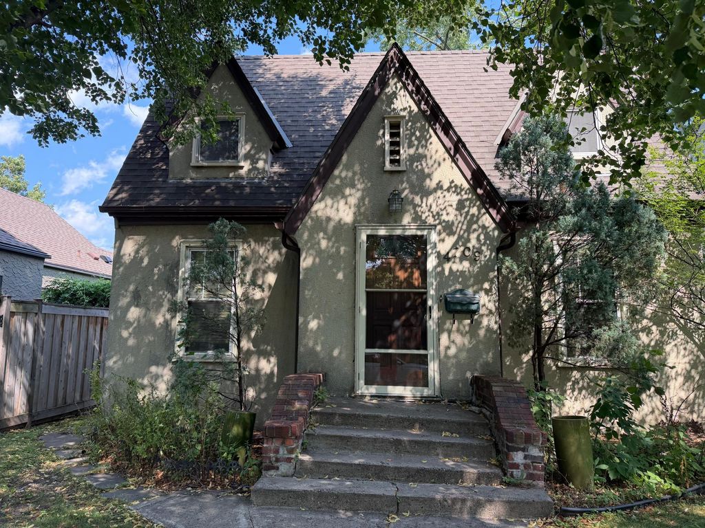 4709 Clinton Avenue S, Minneapolis, MN 55419 — exterior