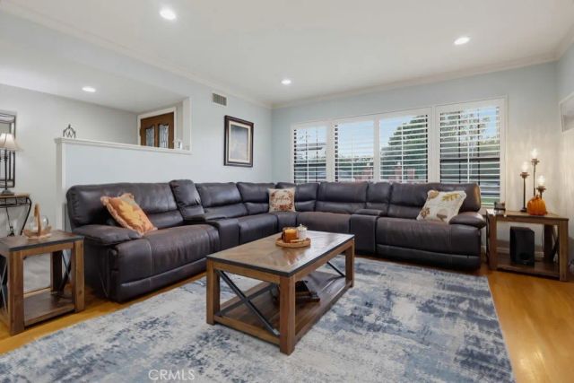 10904 La Mirada Boulevard, Whittier, CA 90604