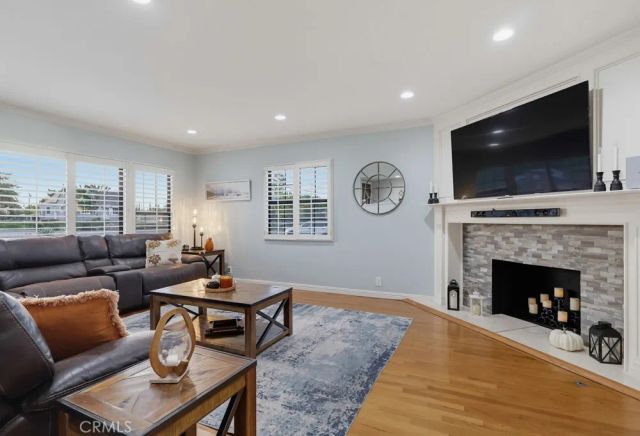 10904 La Mirada Boulevard, Whittier, CA 90604