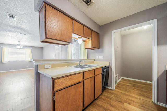5807 Spring Meadow RD B, Austin, TX 78744