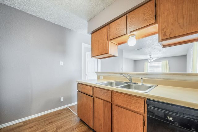 5807 Spring Meadow RD B, Austin, TX 78744