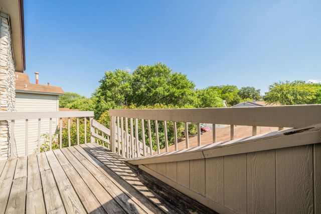 5807 Spring Meadow RD B, Austin, TX 78744
