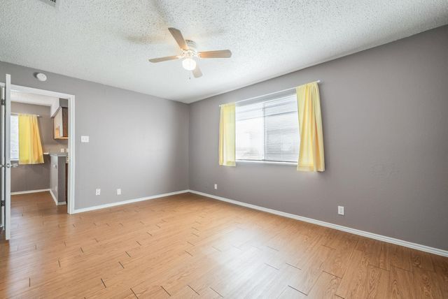 5807 Spring Meadow RD B, Austin, TX 78744