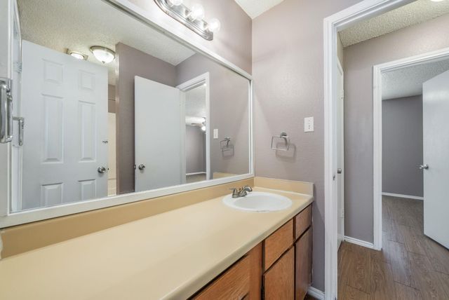 5807 Spring Meadow RD B, Austin, TX 78744