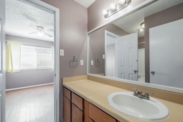 5807 Spring Meadow RD B, Austin, TX 78744