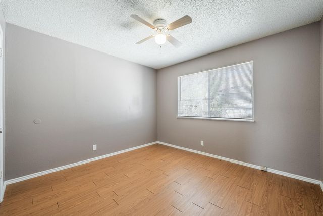 5807 Spring Meadow RD B, Austin, TX 78744