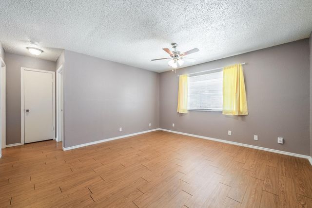 5807 Spring Meadow RD B, Austin, TX 78744
