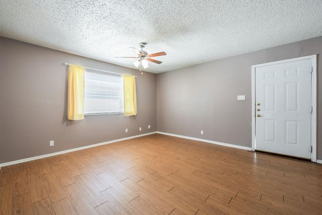5807 Spring Meadow RD B, Austin, TX 78744