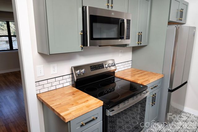 615 Biltmore Avenue T8, Asheville, NC 28803