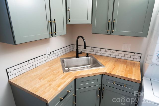 615 Biltmore Avenue T8, Asheville, NC 28803
