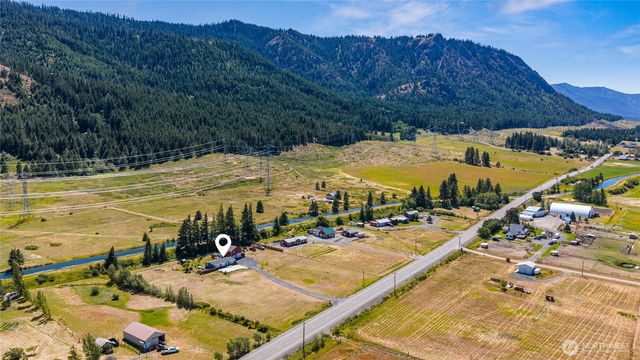 4200 Upper Peoh Point Road, Cle Elum, WA 98922
