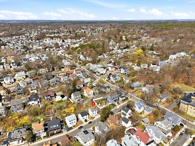 50 Earl St, Malden, MA 02148