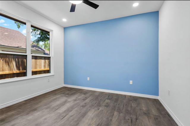 820 N Wood Street, Denton, TX 76209