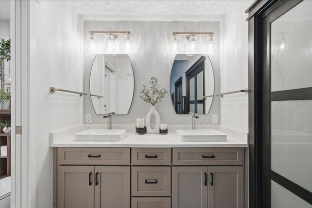 4510 WHITWORTH LANE, Tampa, FL 33624