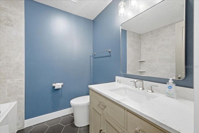 4510 WHITWORTH LANE, Tampa, FL 33624