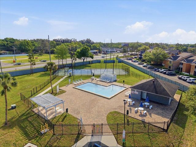 4510 WHITWORTH LANE, Tampa, FL 33624