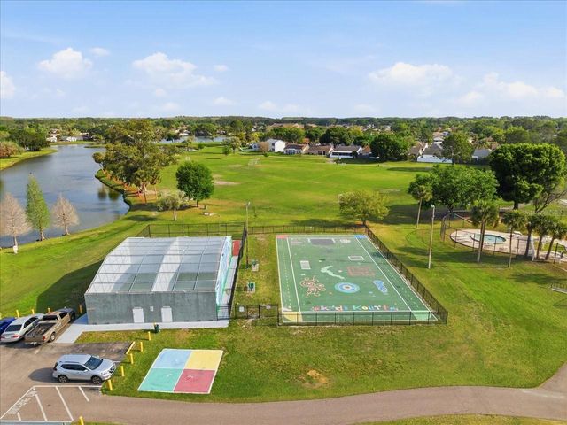 4510 WHITWORTH LANE, Tampa, FL 33624