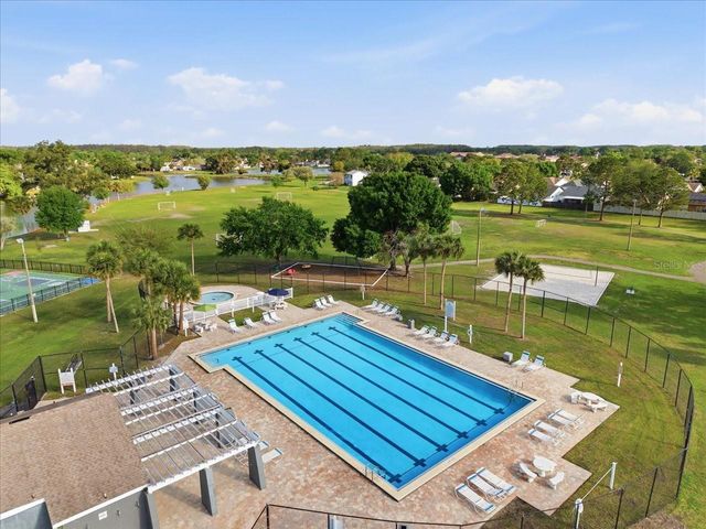 4510 WHITWORTH LANE, Tampa, FL 33624