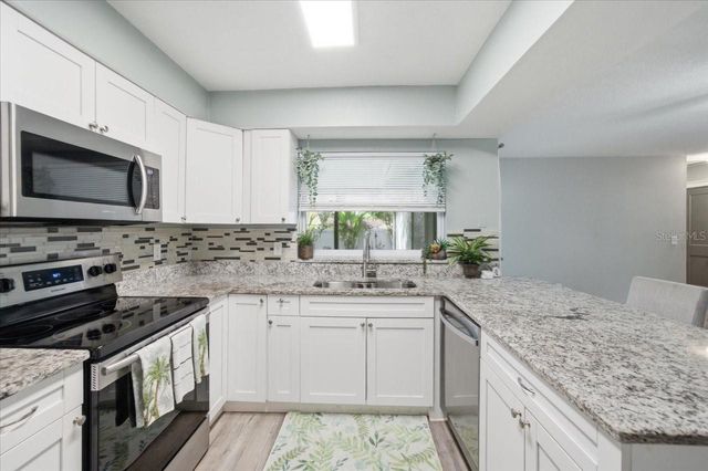 4510 WHITWORTH LANE, Tampa, FL 33624