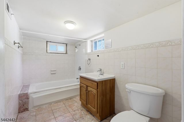 435 Union Ave, Bridgewater Twp., NJ 08807