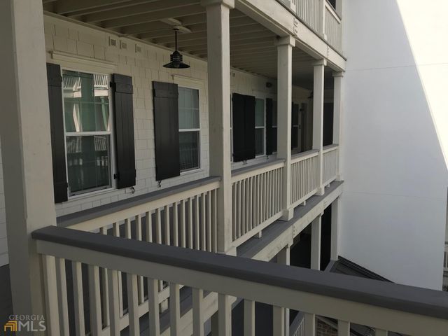 111 Gascoigne Avenue 204, St. Simons, GA 31522