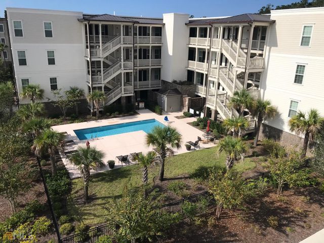 111 Gascoigne Avenue 204, St. Simons, GA 31522