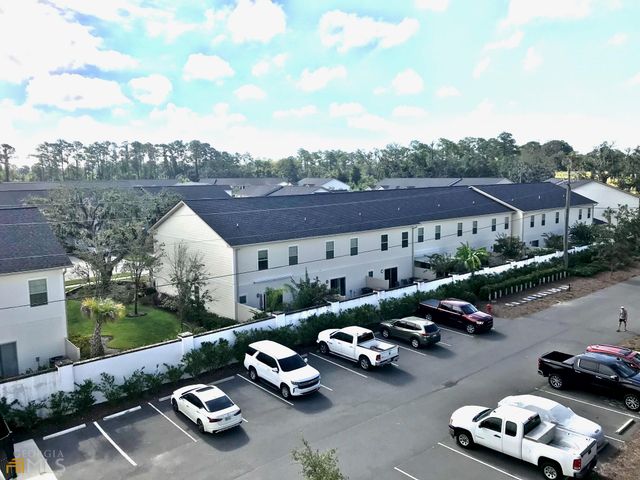 111 Gascoigne Avenue 204, St. Simons, GA 31522