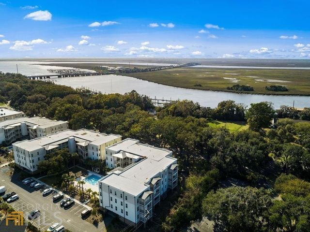 111 Gascoigne Avenue 204, St. Simons, GA 31522