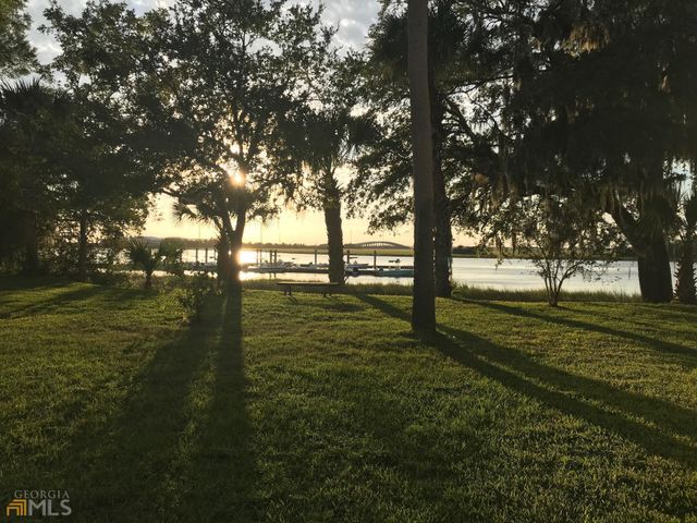 111 Gascoigne Avenue 204, St. Simons, GA 31522