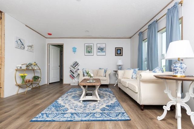 161 Minnow Dr., Pawleys Island, SC 29585