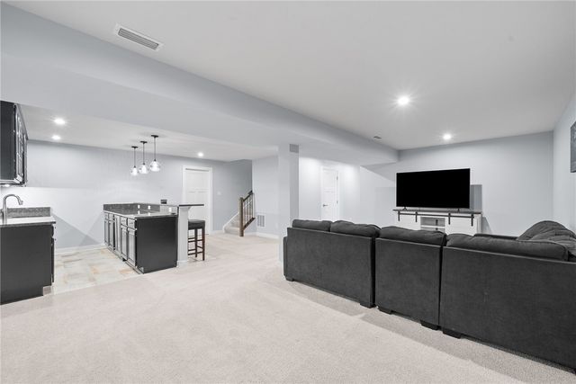 1001 Black Sands Drive, Penn Twp, PA 15644