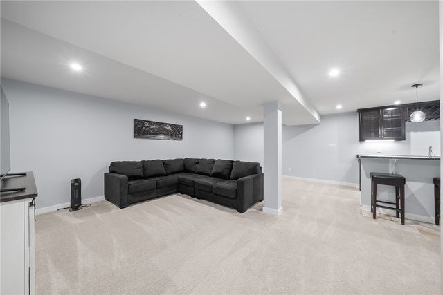 1001 Black Sands Drive, Penn Twp, PA 15644