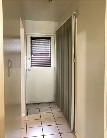 1901 Pine Tree Drive A, Bryan, TX 77802