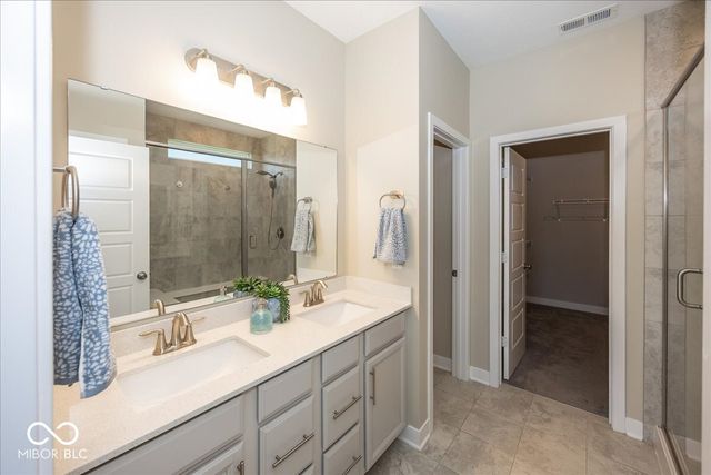5178 Glendon Court, Mccordsville, IN 46055
