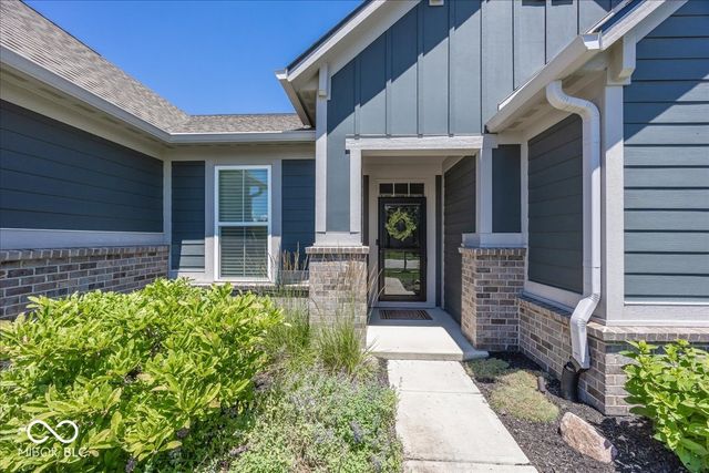 5178 Glendon Court, Mccordsville, IN 46055